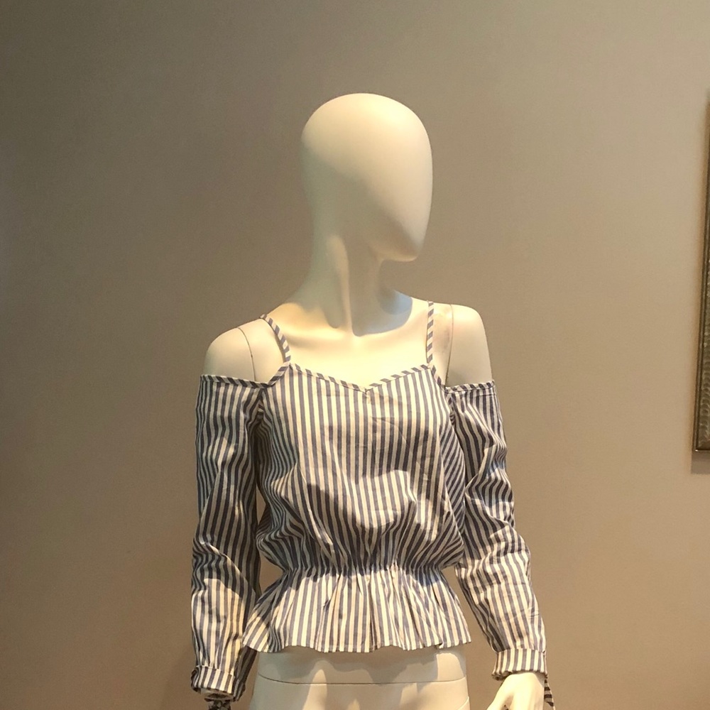Junior’s Say What Cold Sounder Peplum top